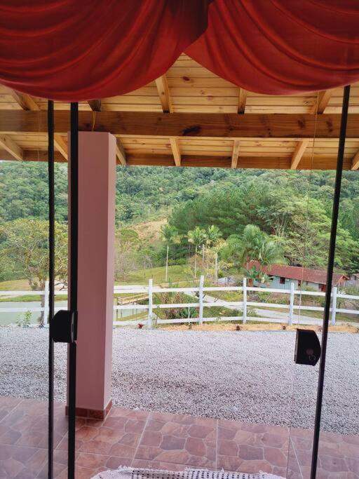 Cabana Recanto Do Arruda Para Casal Em Aguas Mornas エクステリア 写真