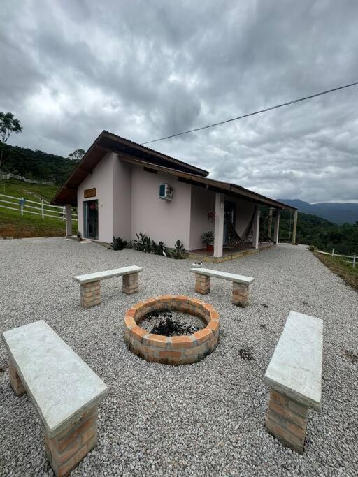 Cabana Recanto Do Arruda Para Casal Em Aguas Mornas エクステリア 写真