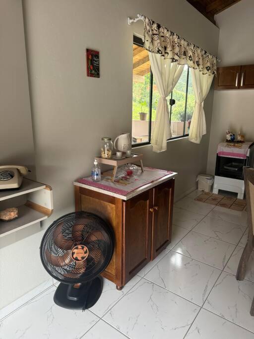 Cabana Recanto Do Arruda Para Casal Em Aguas Mornas エクステリア 写真